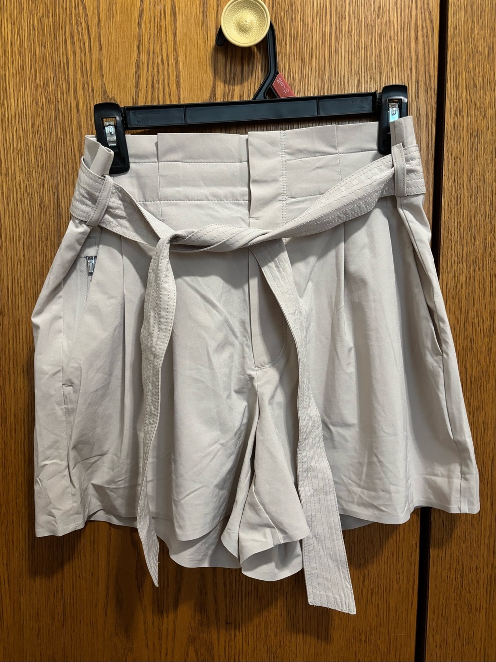 Athleta Light Beige Tie-Waist Dressy Shorts